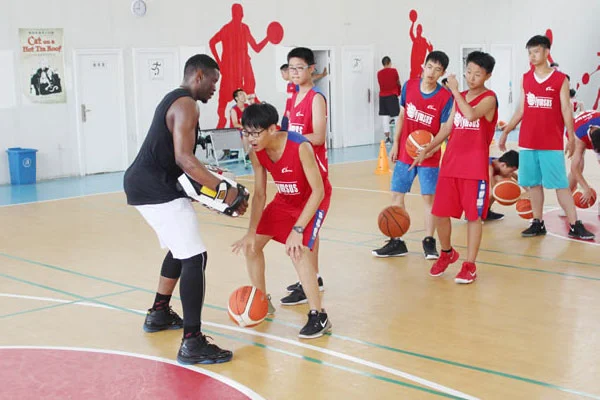 大学篮球运动员的耐力训练方案是什么?_2