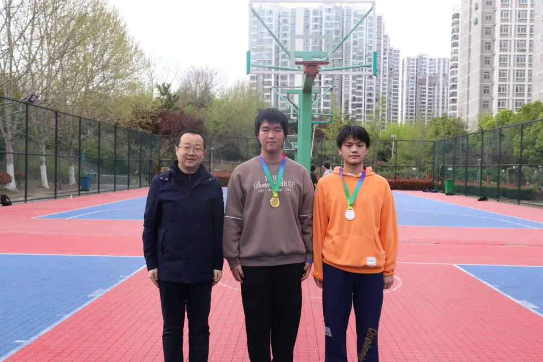 改善篮球后卫防守技巧的实用建议_2